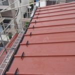 屋根葺き替え工事　腰折れ屋根