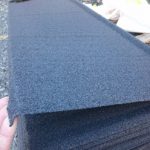 足立区で瓦から金属屋根材のエコグラーニへの屋根葺き替え工事