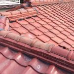 横浜市南区で棟の漆喰詰め直し工事