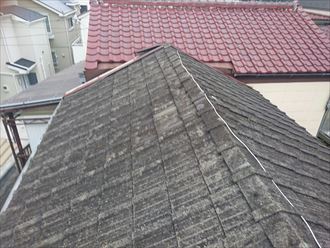 大田区｜セメント瓦からコロニアルへの屋根葺き替え工事で雨漏り改善、施工前写真