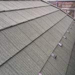 中野区で金属屋根材エコグラーニを使った屋根葺き替え工事