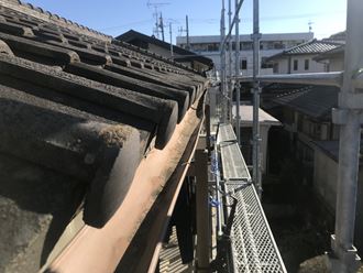 雨樋の捩じれ