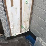 サイディング撤去と透湿防水シートの状態確認