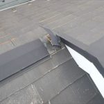 棟板金一部破損