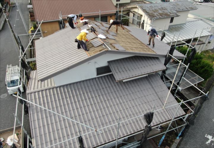 木更津市　屋根葺き替え工事着工