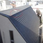 破損した屋根部分