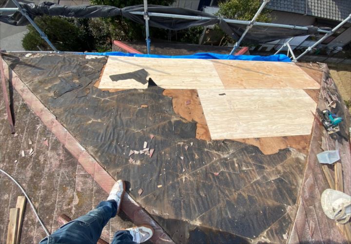 君津市　野地板の張替え