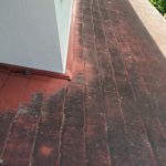 スレート材の傷みが激しく、素地も露出
