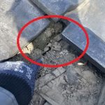 杉皮に隙間が生じております