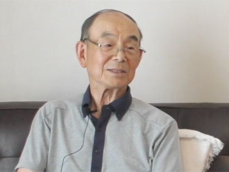 インタビュー中のY様