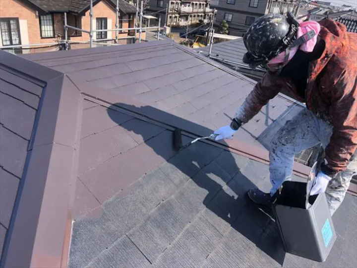屋根塗装の様子
