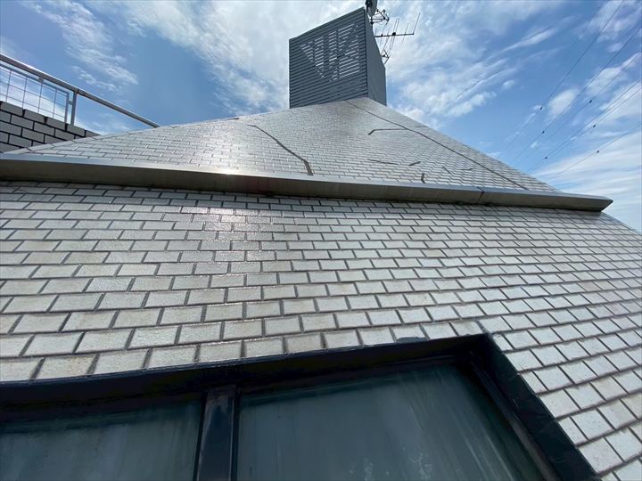 斜壁タイルの特徴と雨漏りリスク