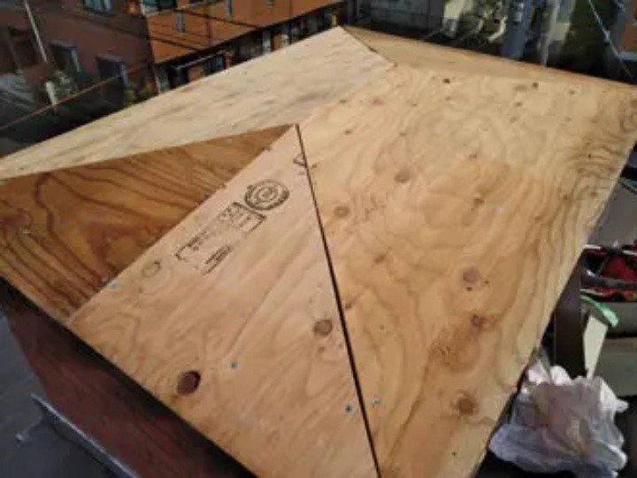 下地の合板を交換