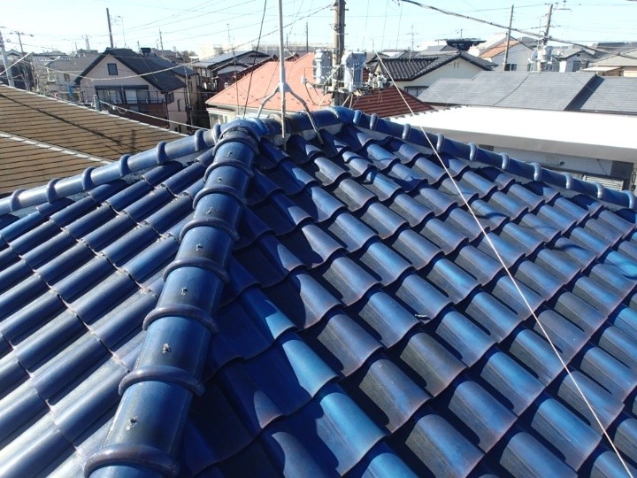 台風の被害を受けた瓦屋根