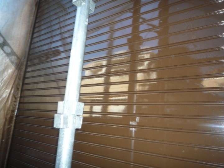 シャッター塗装後の状態