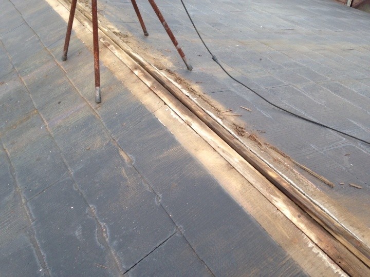 棟板金の撤去と下地確認