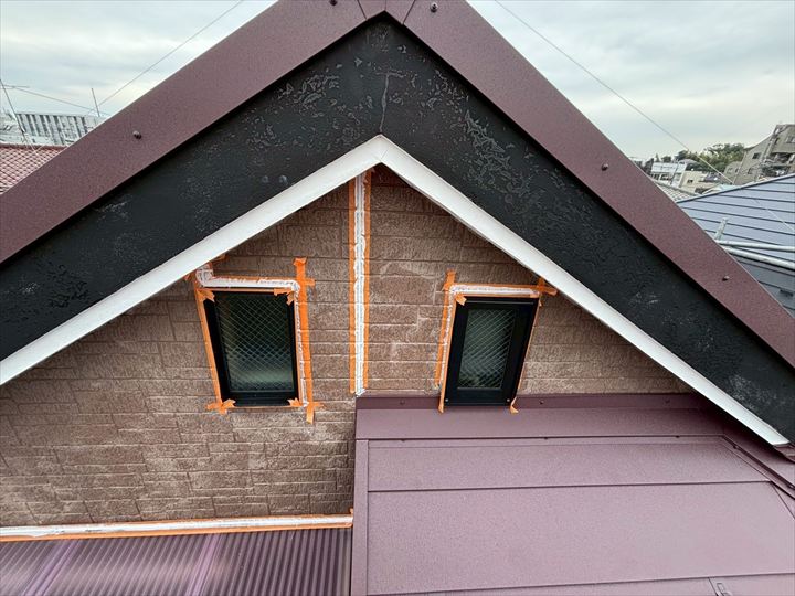 黒い破風板は圧倒的な人気色！