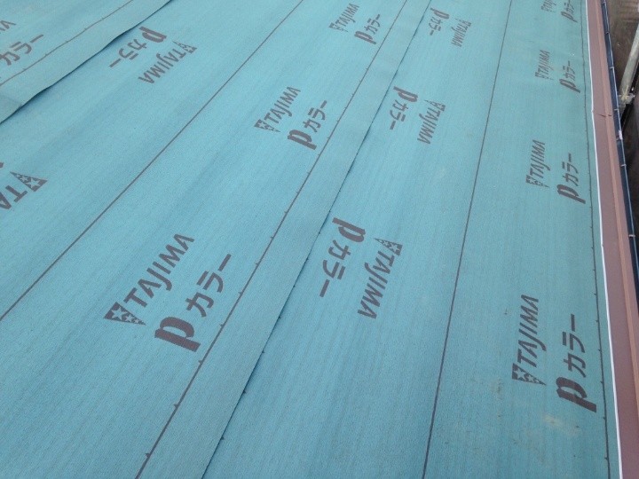 防水紙（ルーフィング）の敷設