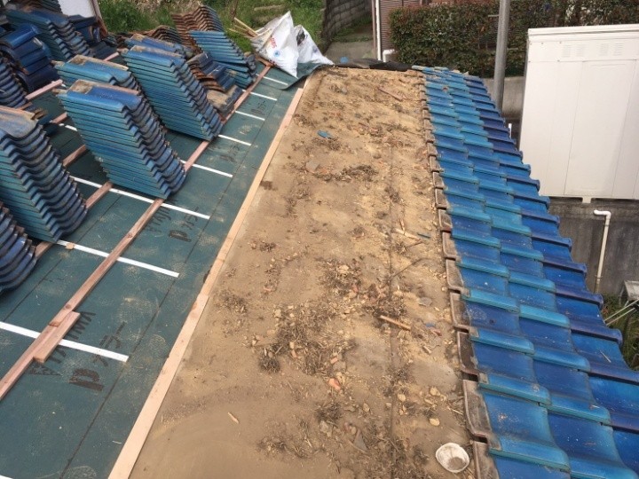 木ずりと桟木の取り付け