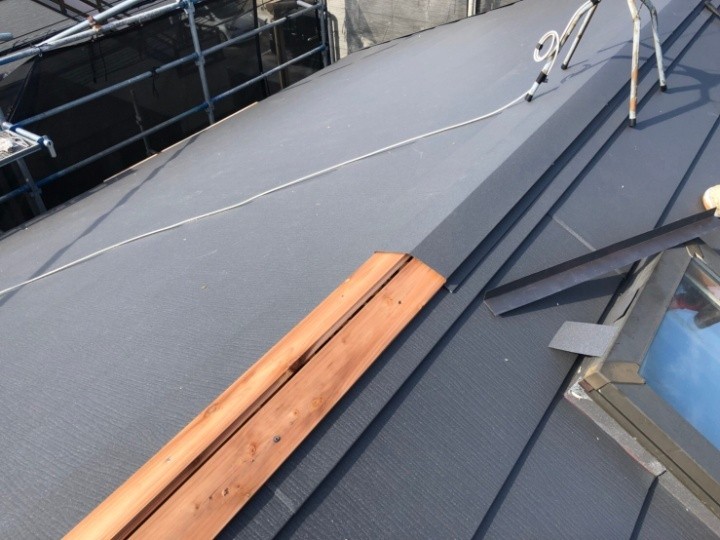 トップライトまわりの仕上げ