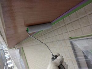 木目調を活かしたクリヤー塗装も人気！