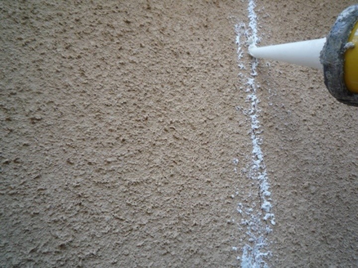 コーキング充填