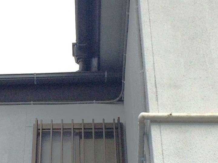 外壁と屋根の取り合いを確認