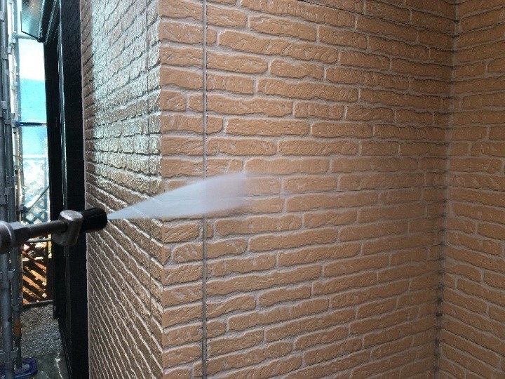 外壁の高圧洗浄