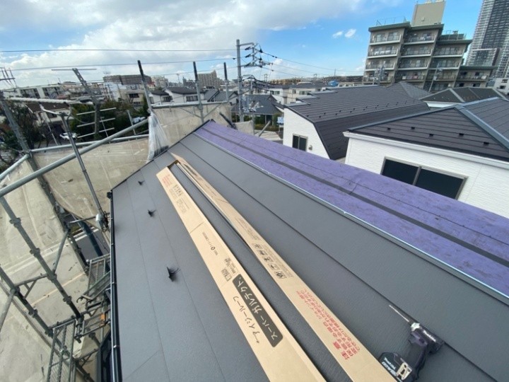 スーパーガルテクトを敷設