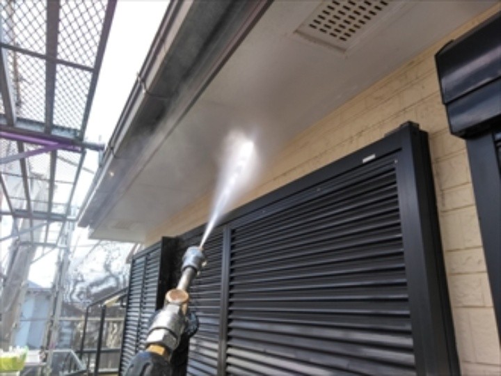 外壁の高圧洗浄