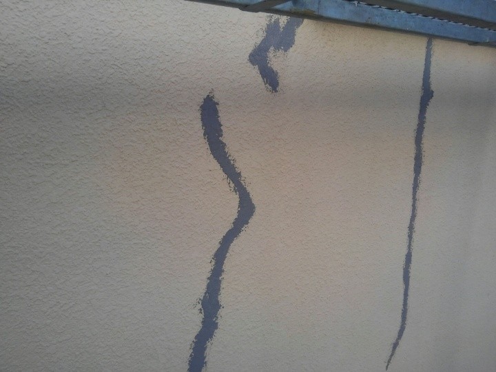 亀裂の補修作業した後の状態