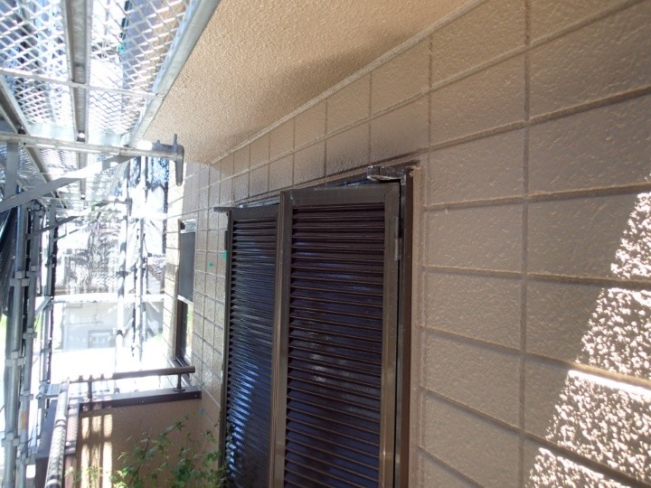 タッチアップ作業の風景