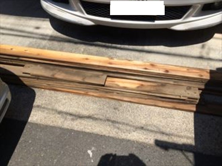 棟板金の交換作業