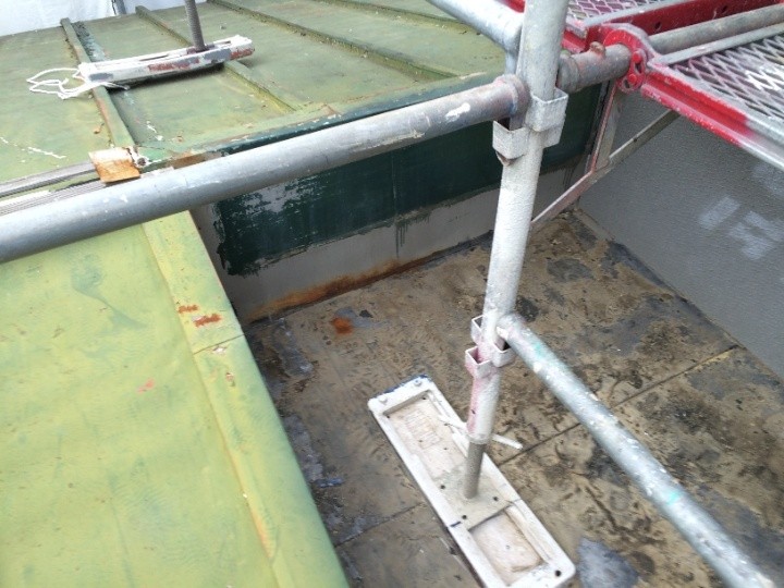 勾配のほとんどない窪地部分