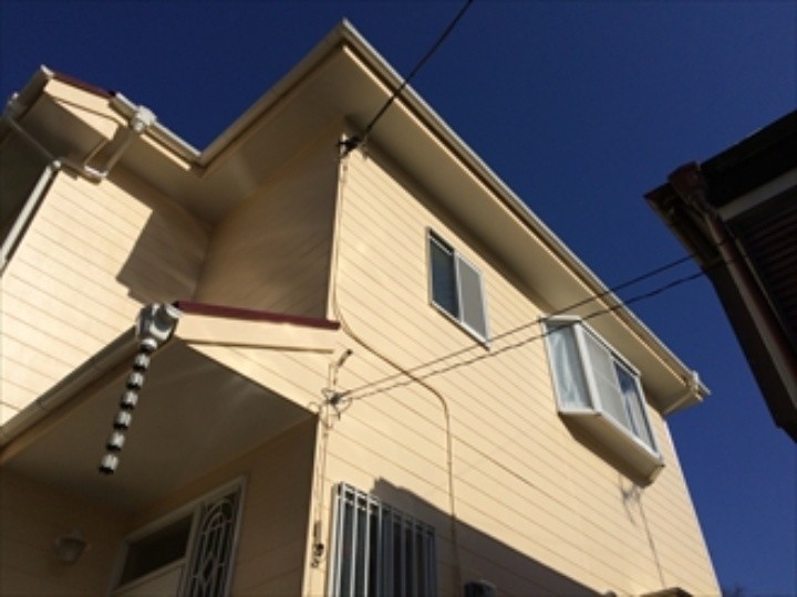 「屋根・外壁」塗装工事が完工した外観