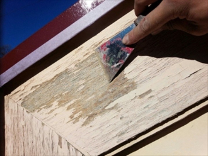 木部のケレン作業