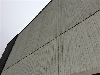 外壁の状態を点検調査