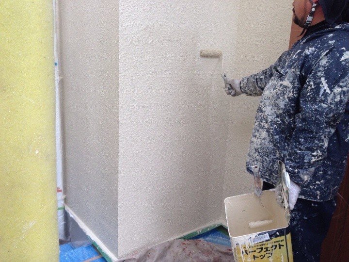 パーフェクトトップを用いた上塗り作業