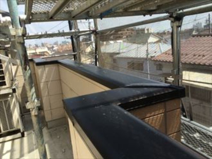 笠木を取り付け直し後