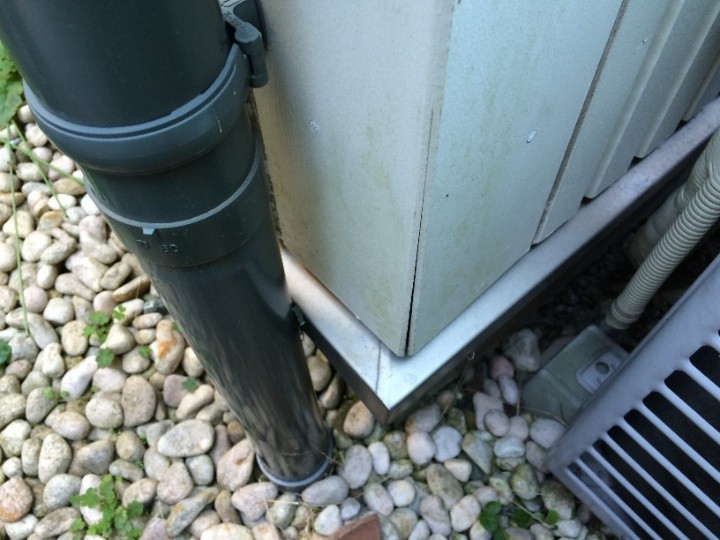 サイディングのコーナー部分にも隙間