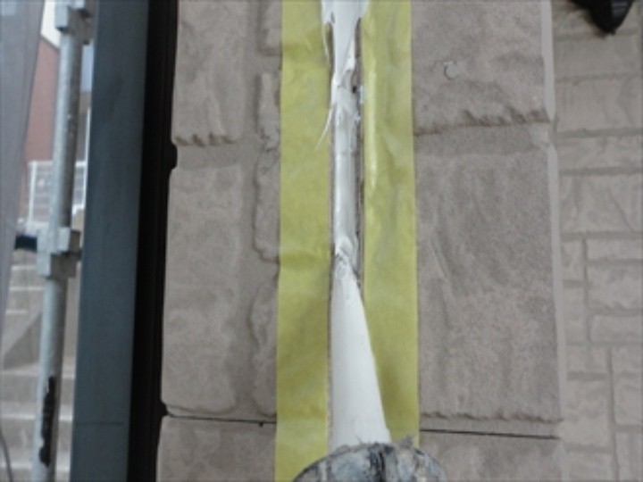 コーキングの充填