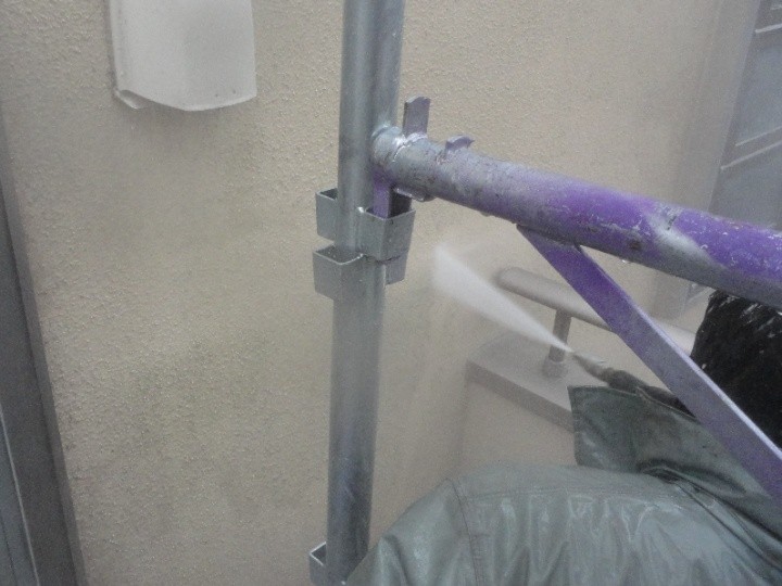 外壁の高圧洗浄