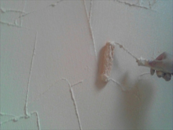 水性カチオンシーラーを使用