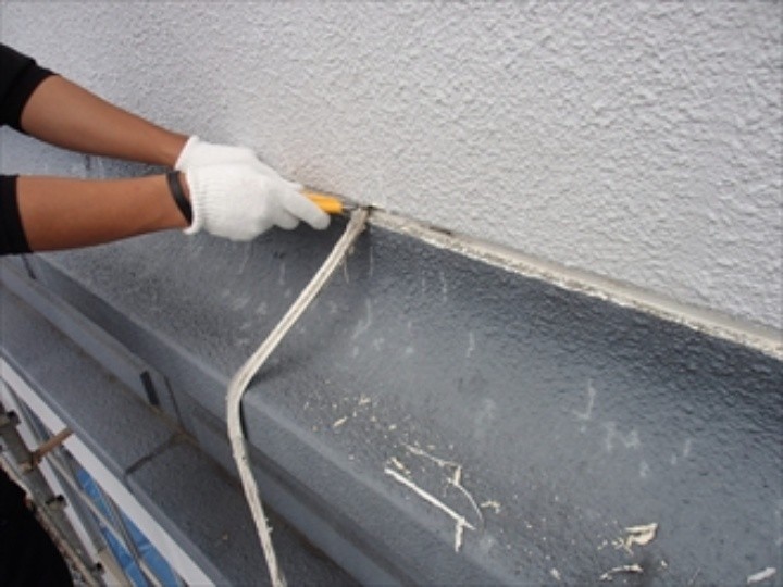 既存のシール材を撤去