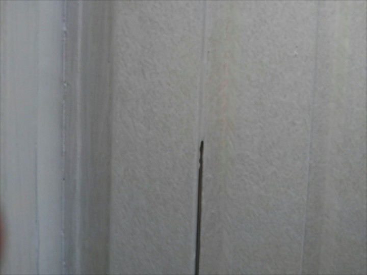 サイディングの隙間を補修