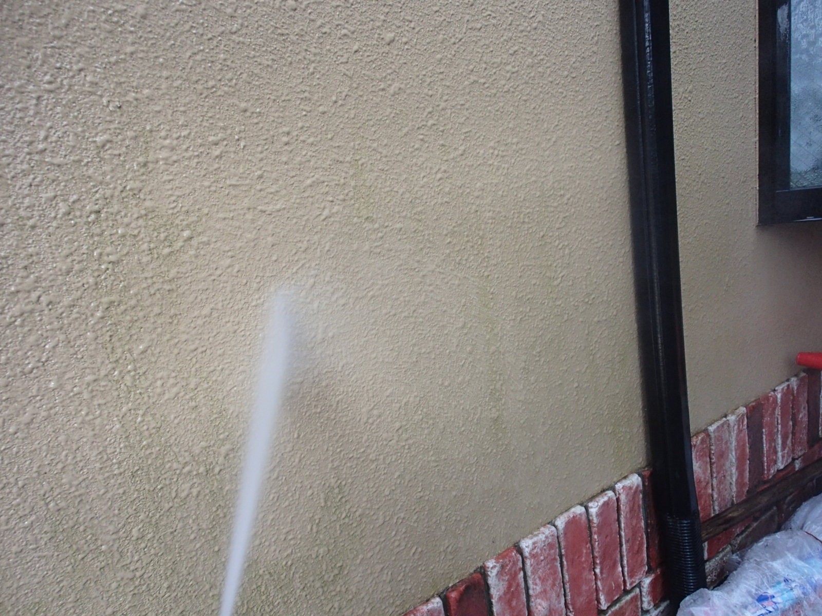 外壁の高圧洗浄