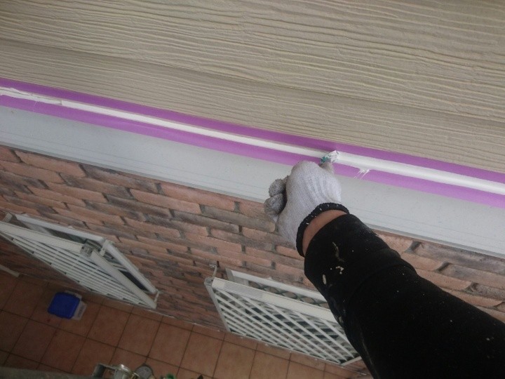 幕板周辺のコーキング処理