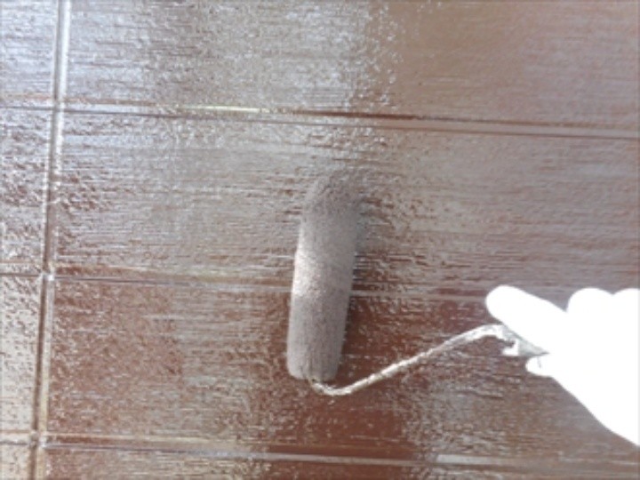 外壁塗装工事（上塗り）