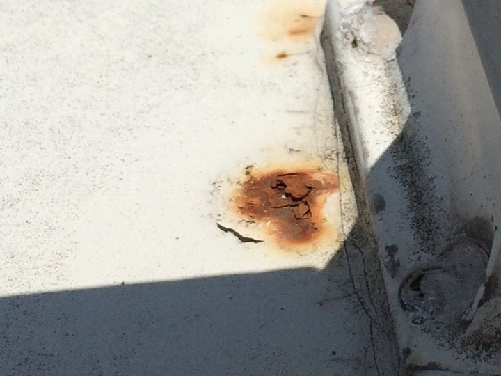 鉄部に錆が発生した状態