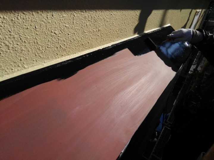 鉄部の塗装作業